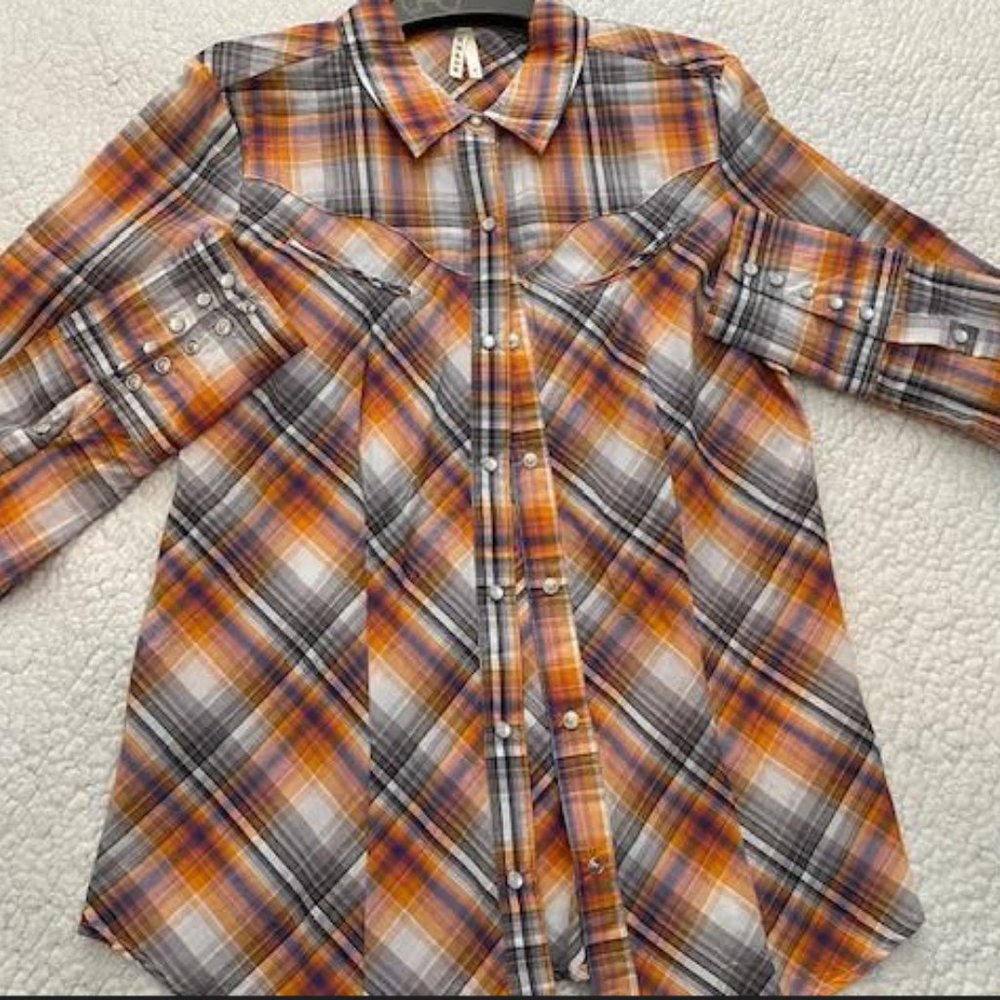 BNWT - ROPER Button Up Shirt - Size M - Picture 2 of 6